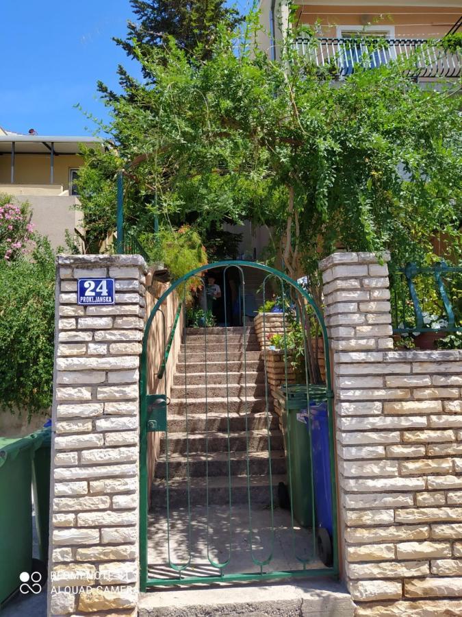 Studio Apartman Katarina Šibenik Exterior foto